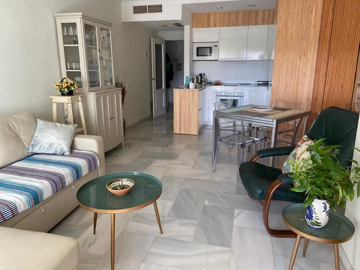 Apartamento Apartamento entero en La Carihuela a 50 m de la playa Torremolinos España